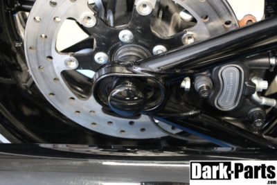 Axle cover rear Softail Breakout