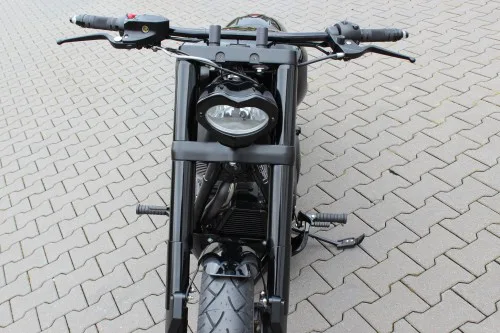 Custom Parts für Softail, Sportster, Dyna und Touring, Victory Hammer.