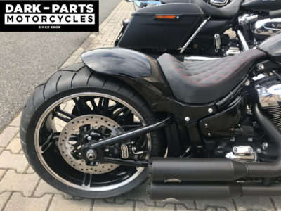 2018 fatboy rear fender