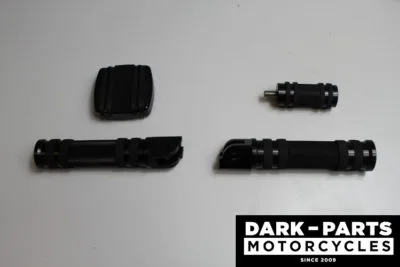 Fußrasten vorne + Schaltpedal + Bremspedal Softail Bj. 2018 - 2024