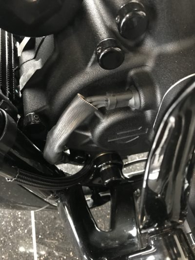 Schraubkappen/ Cover Aluminium komplettset alle Schrauben Softail ab 2018 – Bild 5