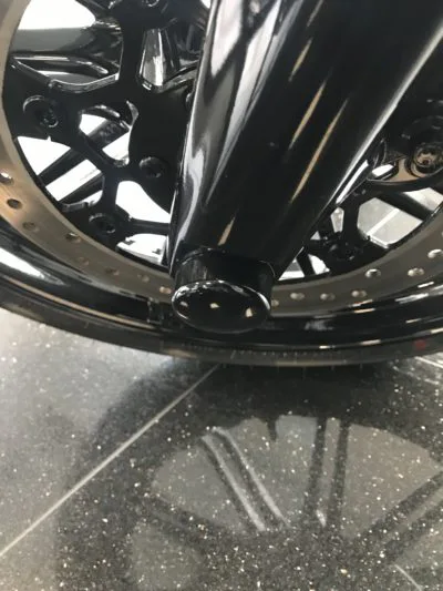 Schraubkappen/ Cover Aluminium komplettset alle Schrauben Softail ab 2018 – Bild 6