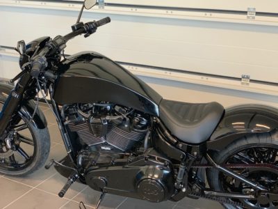 Streched Gas Tank Special Softail 2018 - 2022 - Image 2