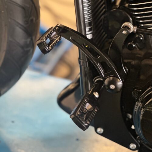 Fußrasten Vorverlegungskit + Tüv für Street Bob, Standard, Low Rider S, Low Rider ST