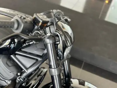 Headlight Scoop Sportster S - Image 3