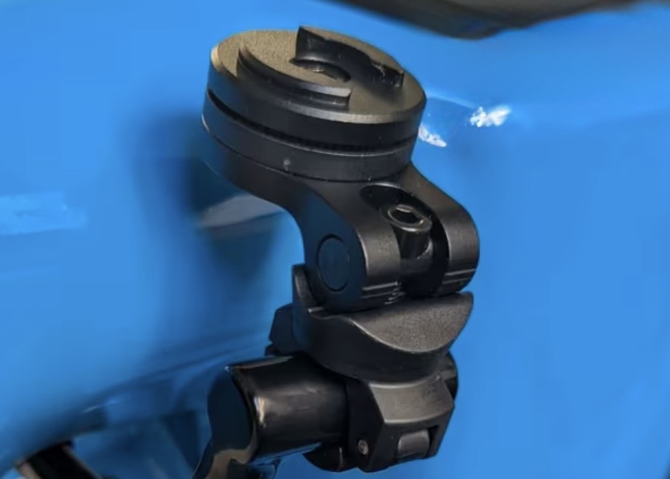 Cell Phone Holder for Vespa GTS & Primavera - Image 6